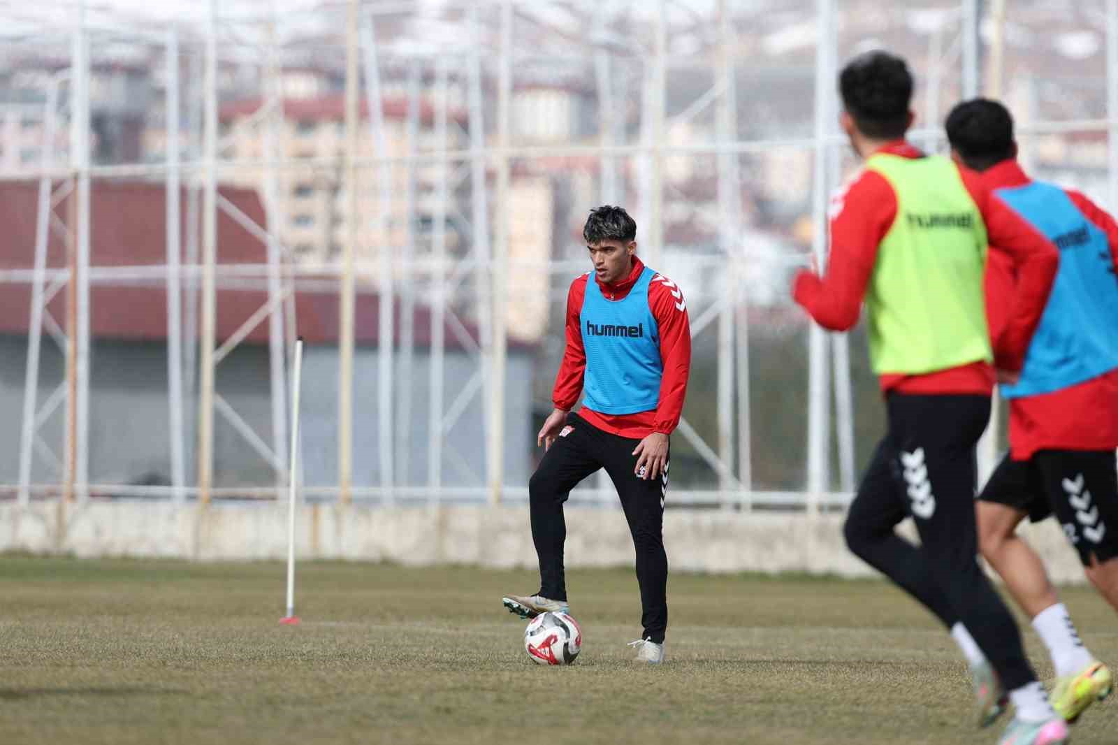 Sivasspor’da Adana Demirspor hazırlıkları sürüyor
