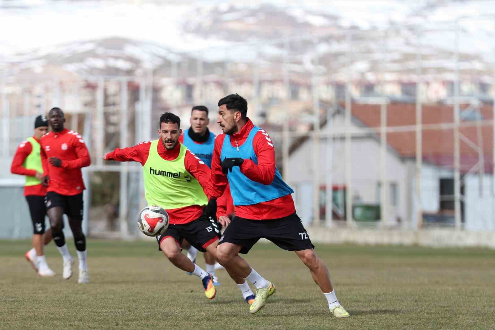 Sivasspor’da Adana Demirspor hazırlıkları sürüyor
