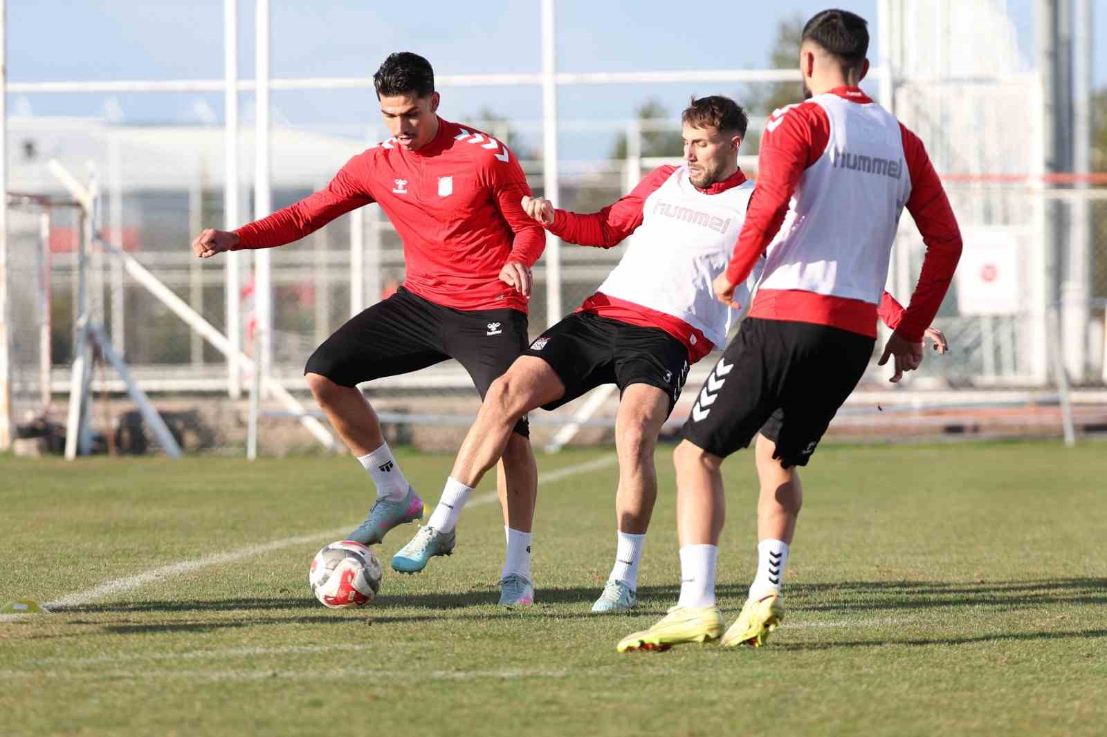 Sivasspor’da Boluspor hazırlıkları başladı
