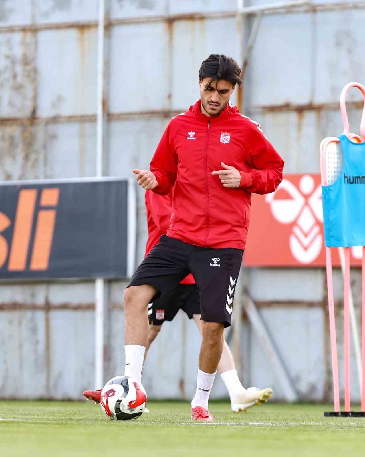 Sivasspor’da Iğdır FK maçı hazırlıkları başladı
