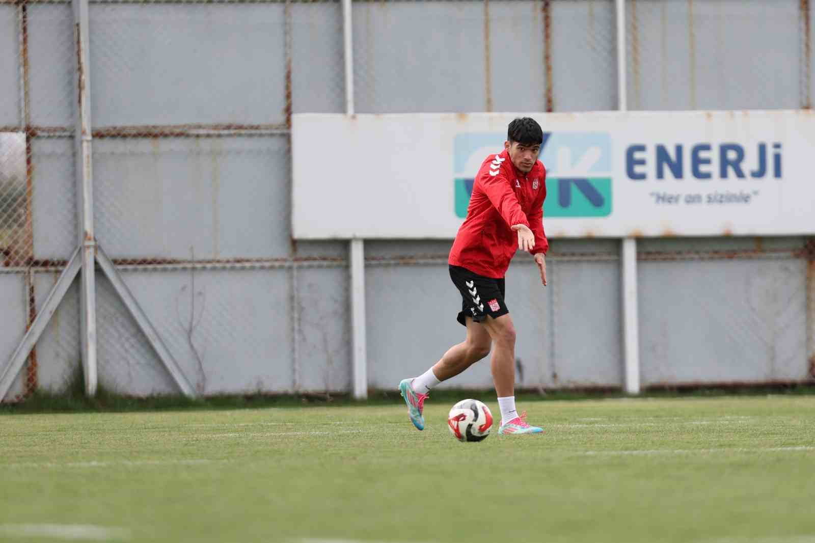 Sivasspor’da Iğdır FK maçı hazırlıkları devam ediyor
