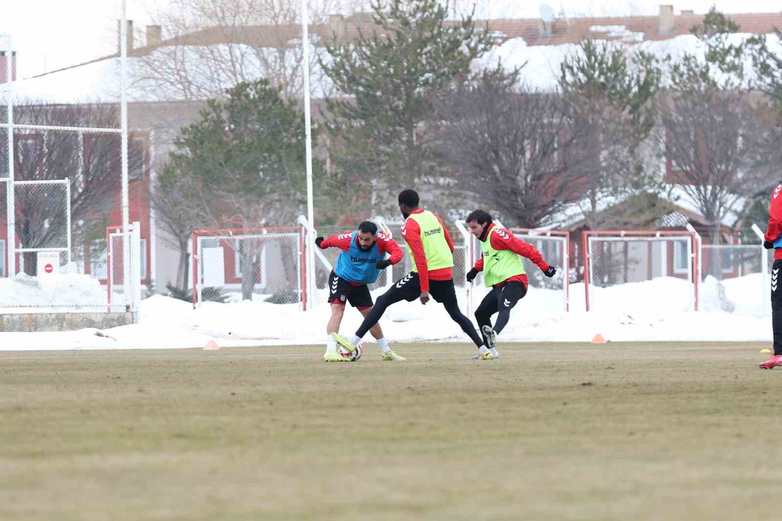 Sivasspor’da, Pendikspor maçı hazırlıkları sürüyor
