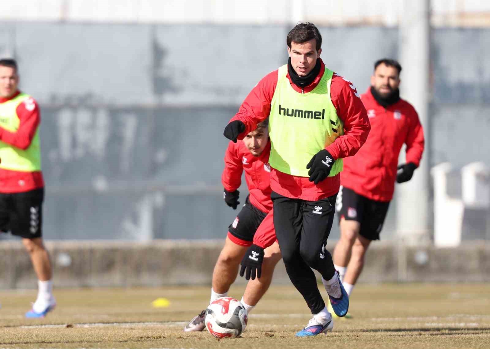 Sivasspor’da Sarıyer hazırlıkları sürüyor
