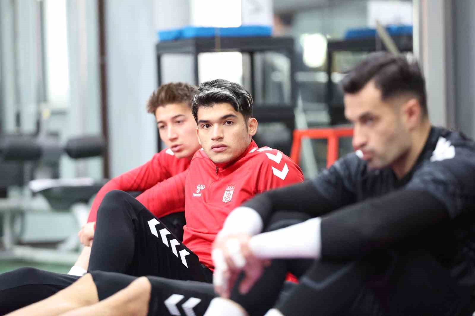 Sivasspor’da Serik Spor maçı hazırlıkları başladı
