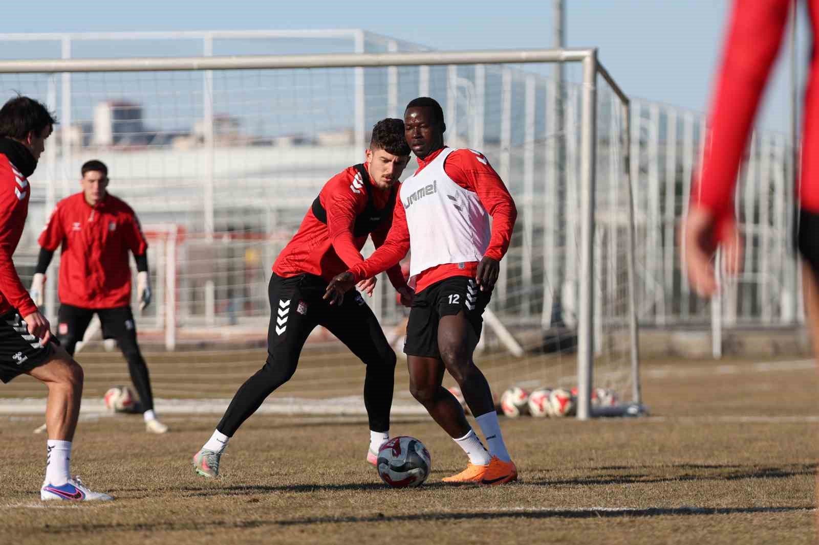 Sivasspor’da Ümraniyespor maçı hazırlıkları başladı
