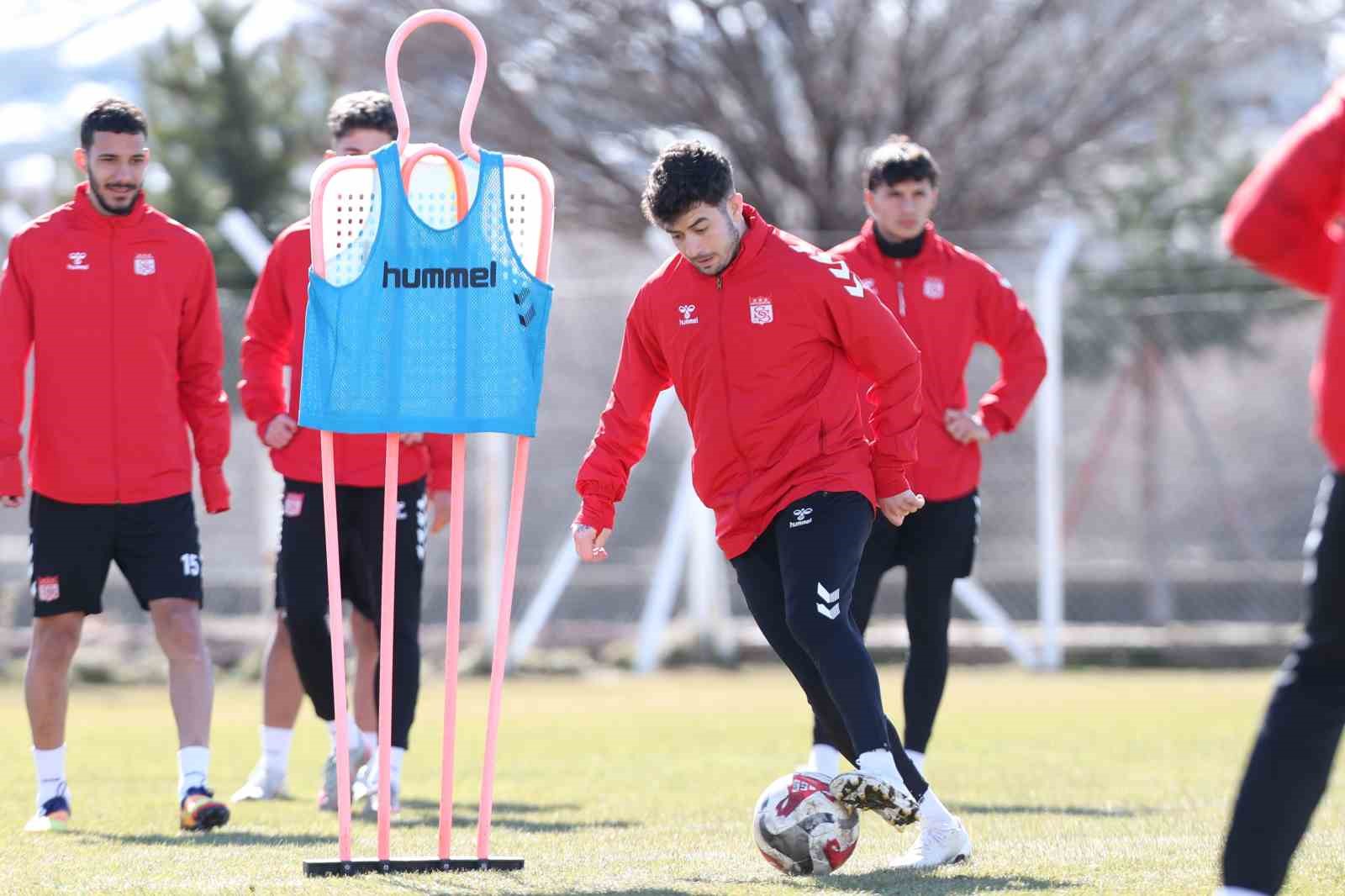 Sivasspor’da, Vanspor FK maçı hazırlıkları sürüyor
