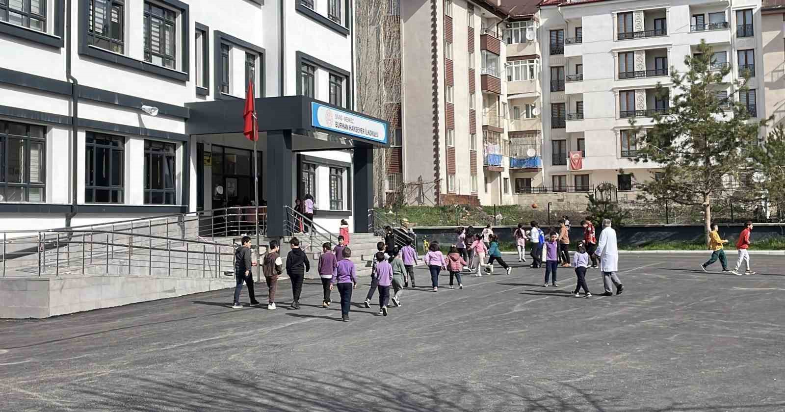 Sivas’ta eğitim sendikalarının iş bırakma çağrısı karşılık bulmadı
