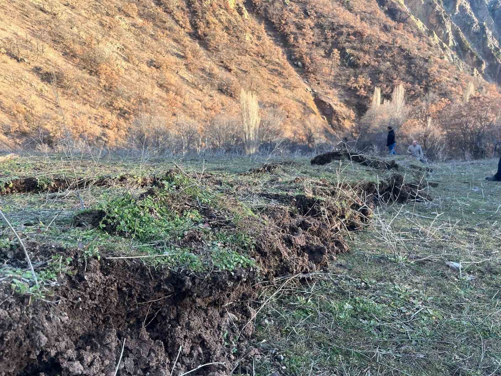 Sivas’ta heyelan paniği
