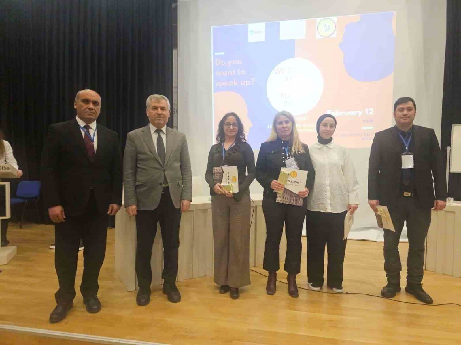 Sivas’ta İngilizce münazara yarışması düzenlendi
