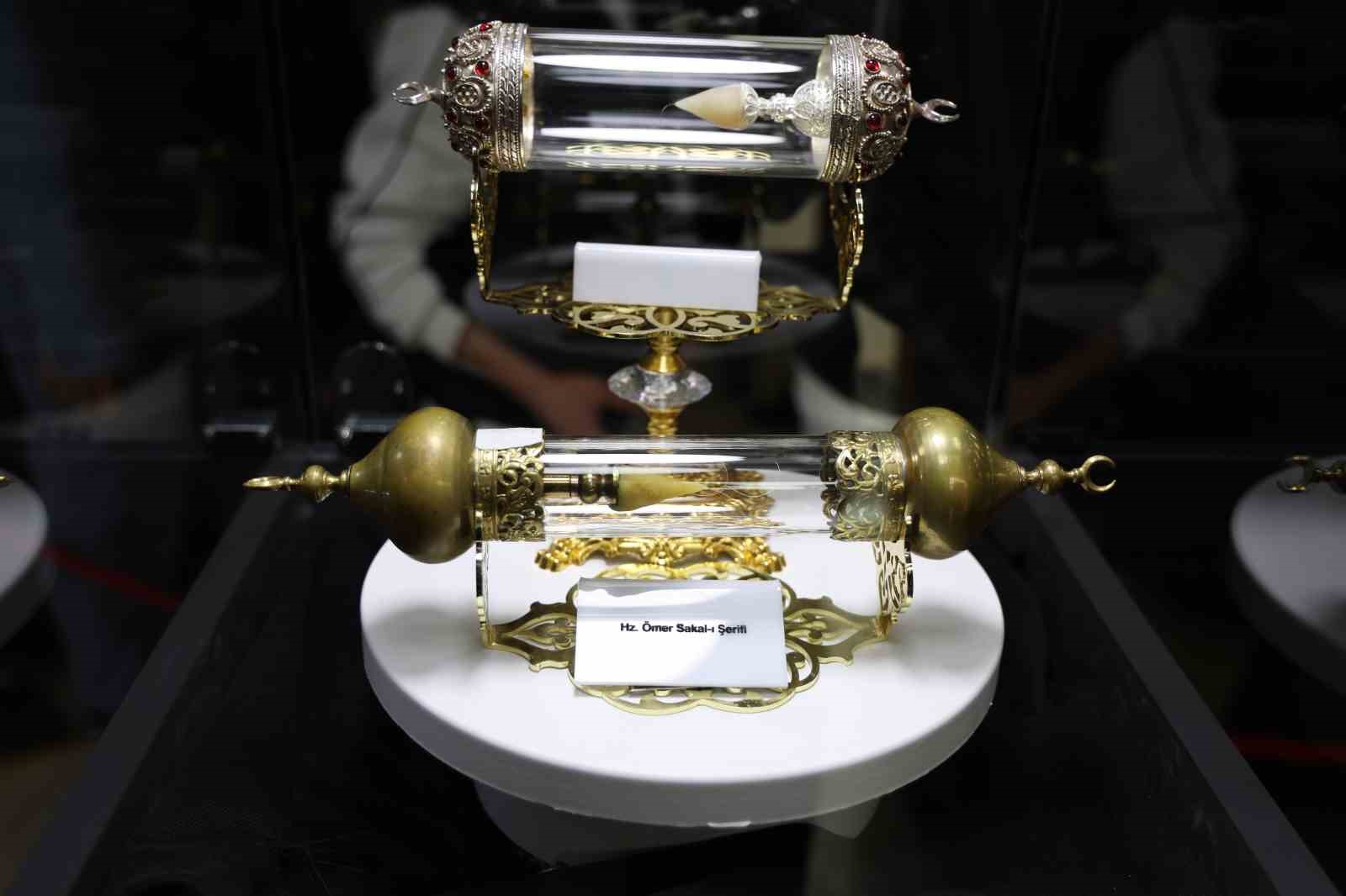 Sivas’ta Mukaddes Emanetler Sergisi’nde uzun kuyruklar oluştu
