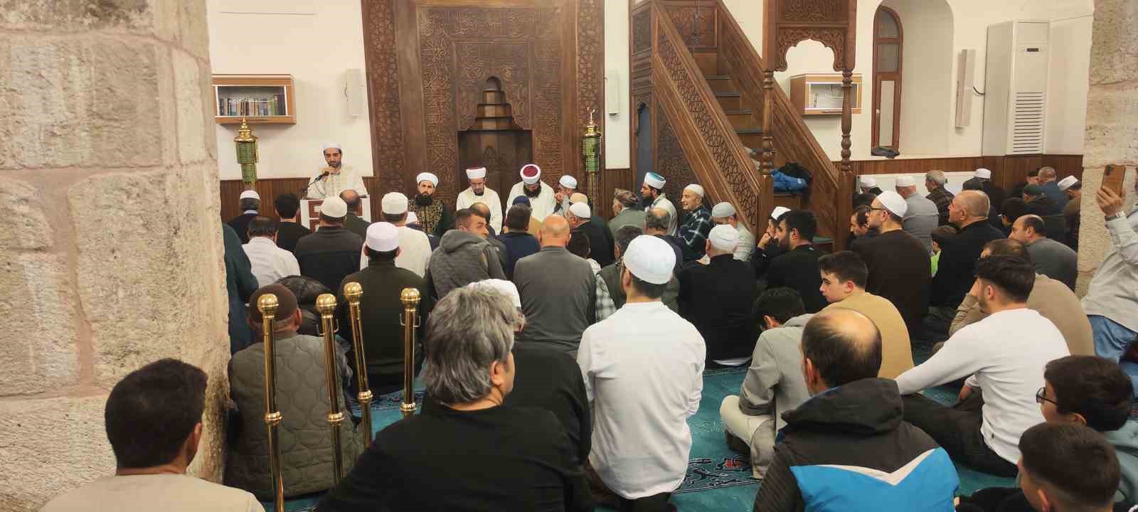 Sivas’ta Sakal-ı Şerif’e yoğun ilgi
