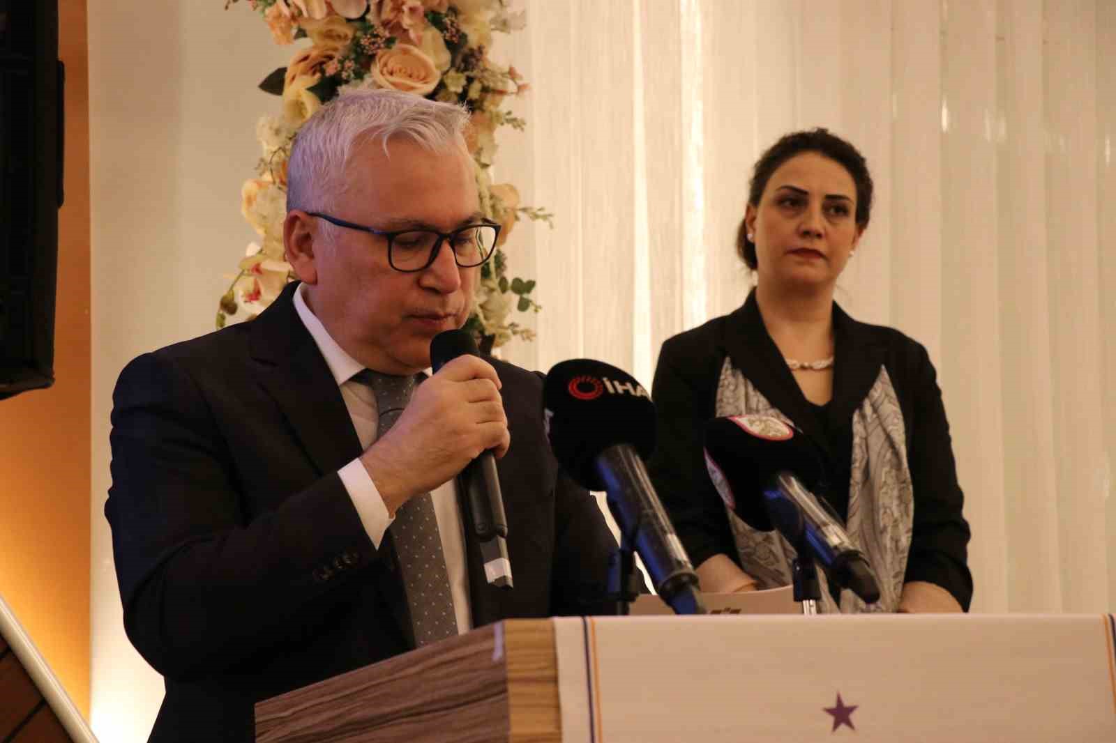 Sivas’ta yetim çocuklar iftar sofrasında buluştu
