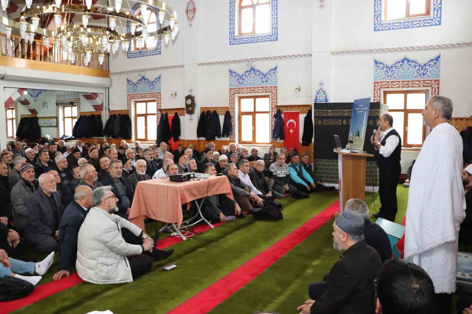 Sivas’tan 610 kişi hacca gidecek
