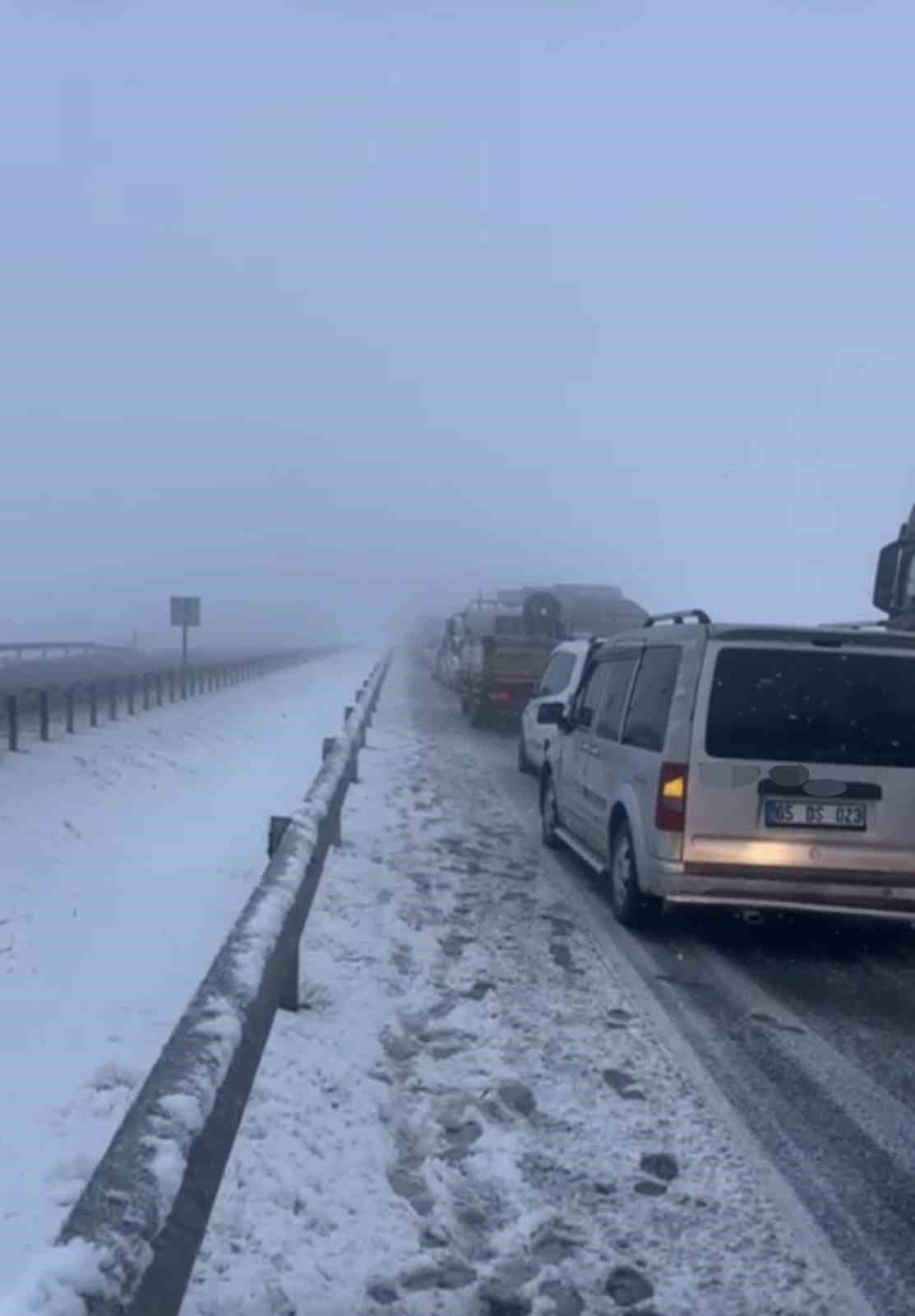 Siverek-Diyarbakır karayolunda zincirleme kaza: Yol trafiğe kapandı
