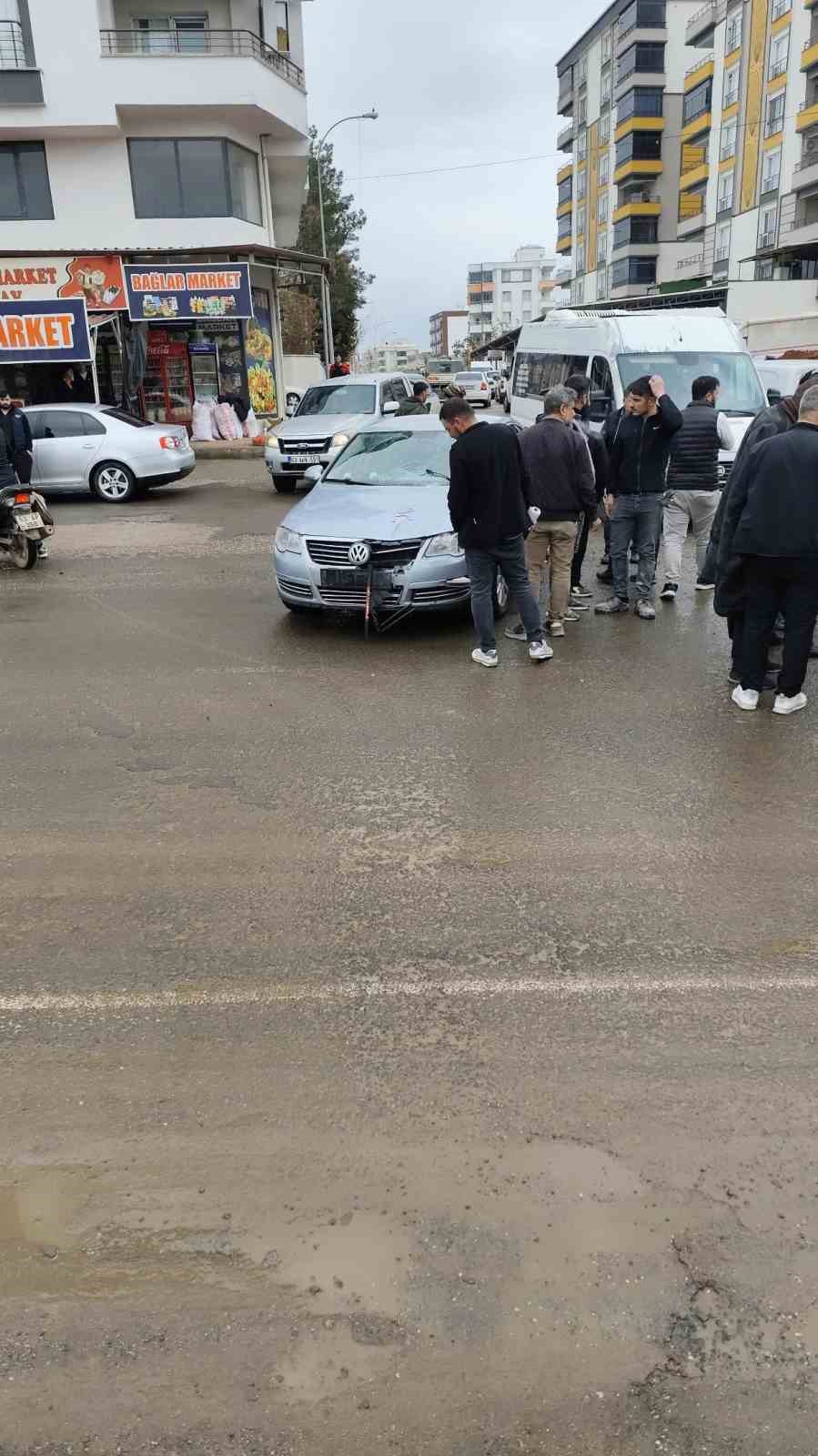 Siverek’te otomobilin çarptığı 14 yaşındaki çocuk ağır yaralandı
