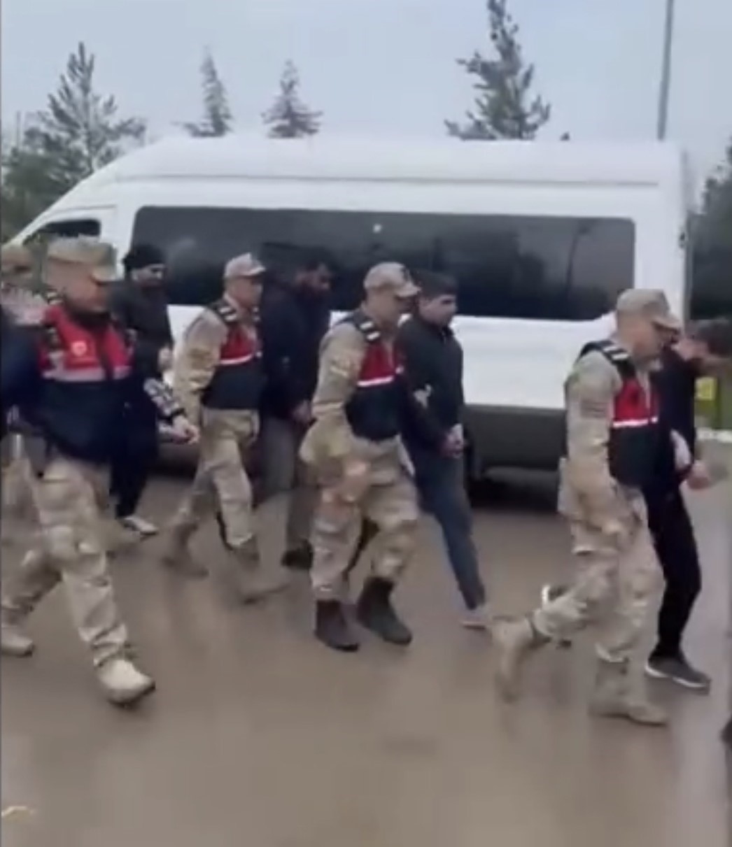 Siverek’te "sahte çürük raporu" operasyonu: 10 tutuklama
