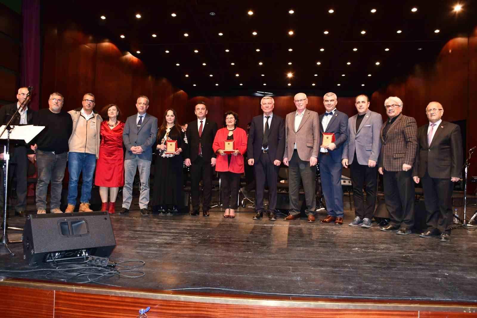 Sivrihisarlılar Derneği korosundan ’Türk Halk Müziği’ konseri
