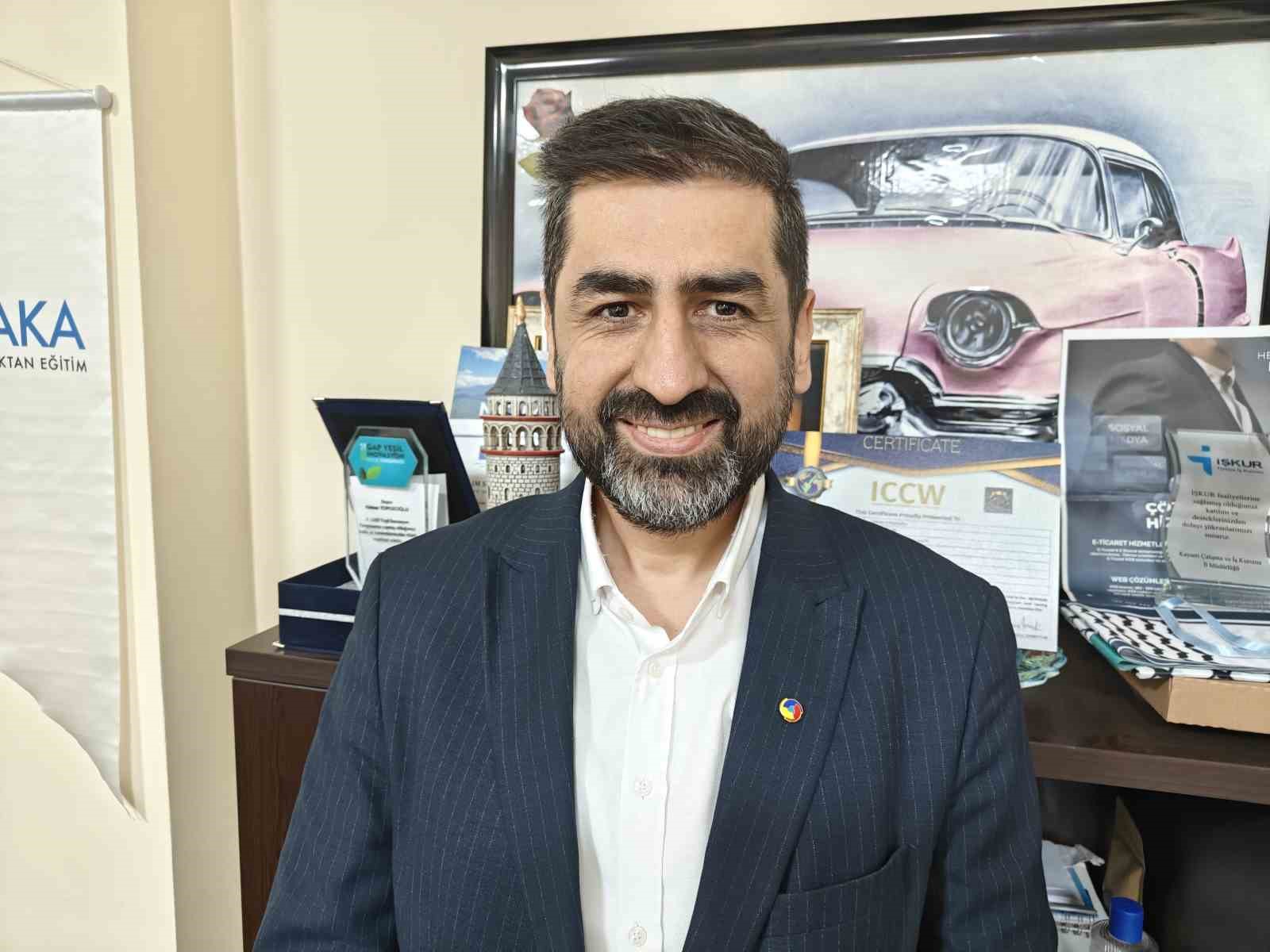 Sizin olmayan görüntüleri paylaşmak ‘kanuna aykırı’
Sizin olmayan görüntüleri paylaşmak ‘kanuna aykırı’