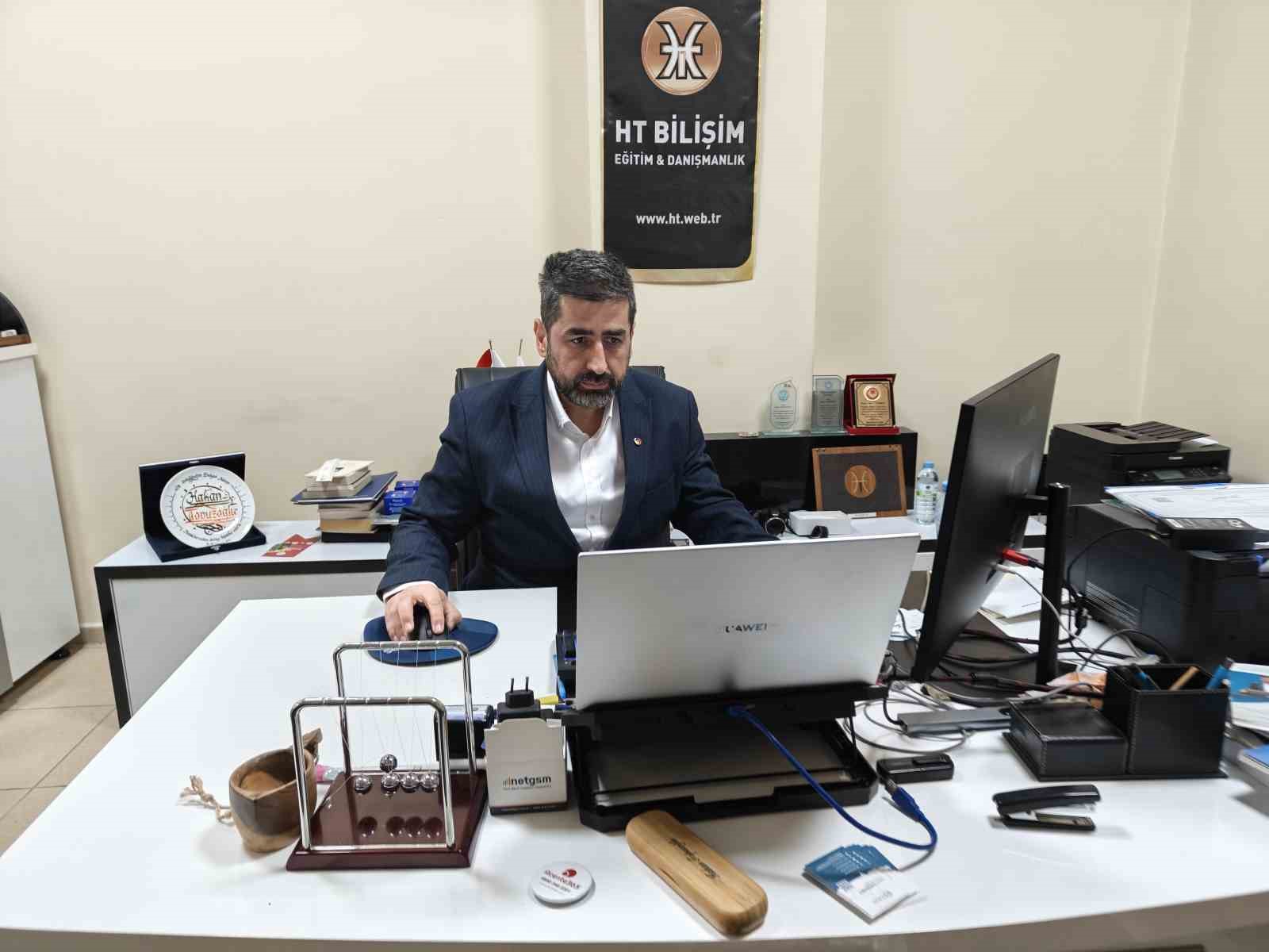 Sizin olmayan görüntüleri paylaşmak ‘kanuna aykırı’
Sizin olmayan görüntüleri paylaşmak ‘kanuna aykırı’