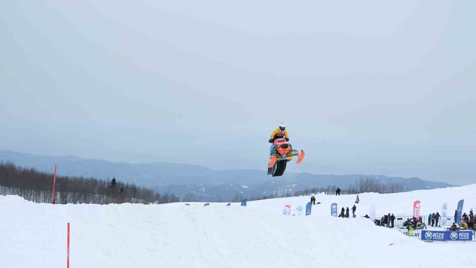 SNX Türkiye Dünya Kar Motosikleti Şampiyonası Rize’de başladı
