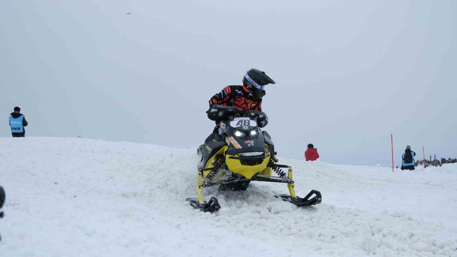 SNX Türkiye Dünya Kar Motosikleti Şampiyonası Rize’de başladı
