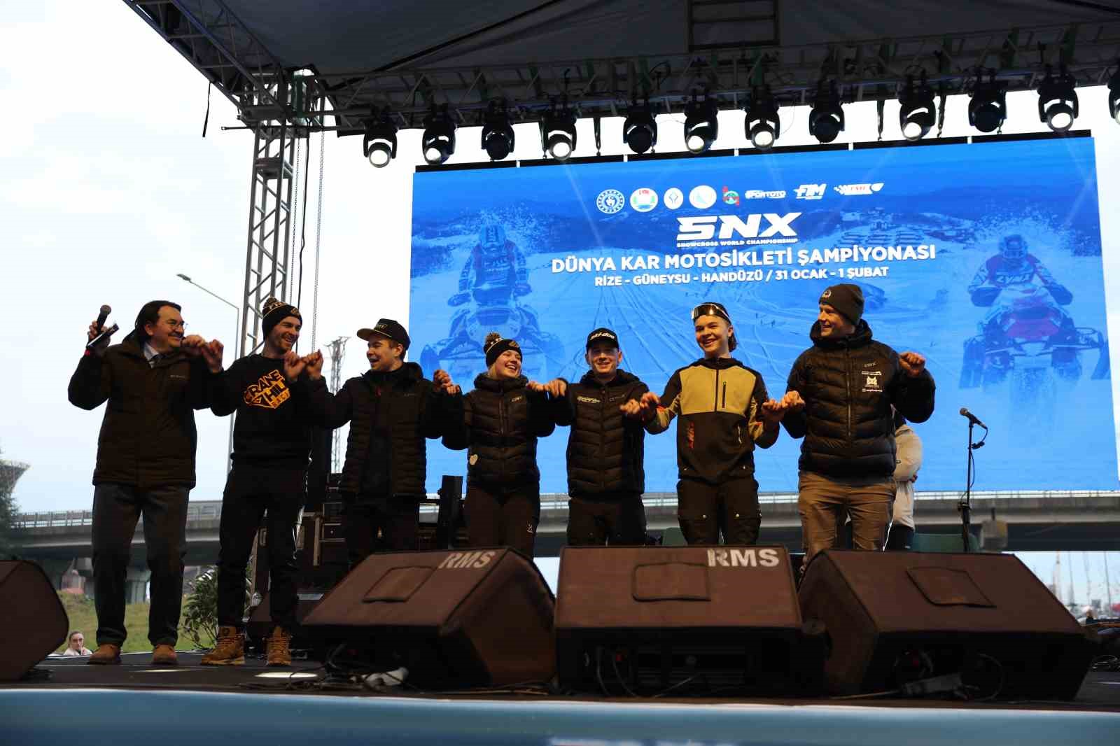 SNX Türkiye Dünya Kar Motosikleti Şampiyonası’nın açılış seremonisi Rize’de gerçekleştirildi
SNX Türkiye Dünya Kar Motosikleti Şampiyonası’nın açılış seremonisi Rize’de gerçekleştirildi