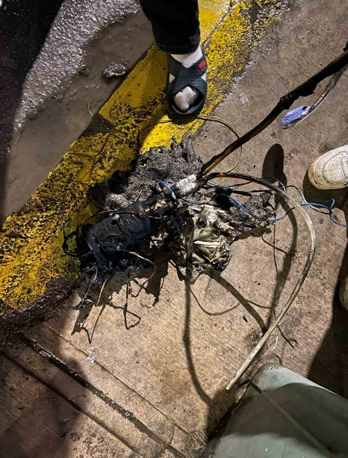 Şofben alev aldı, evdeki 6 kişilik aile büyük panik yaşadı
