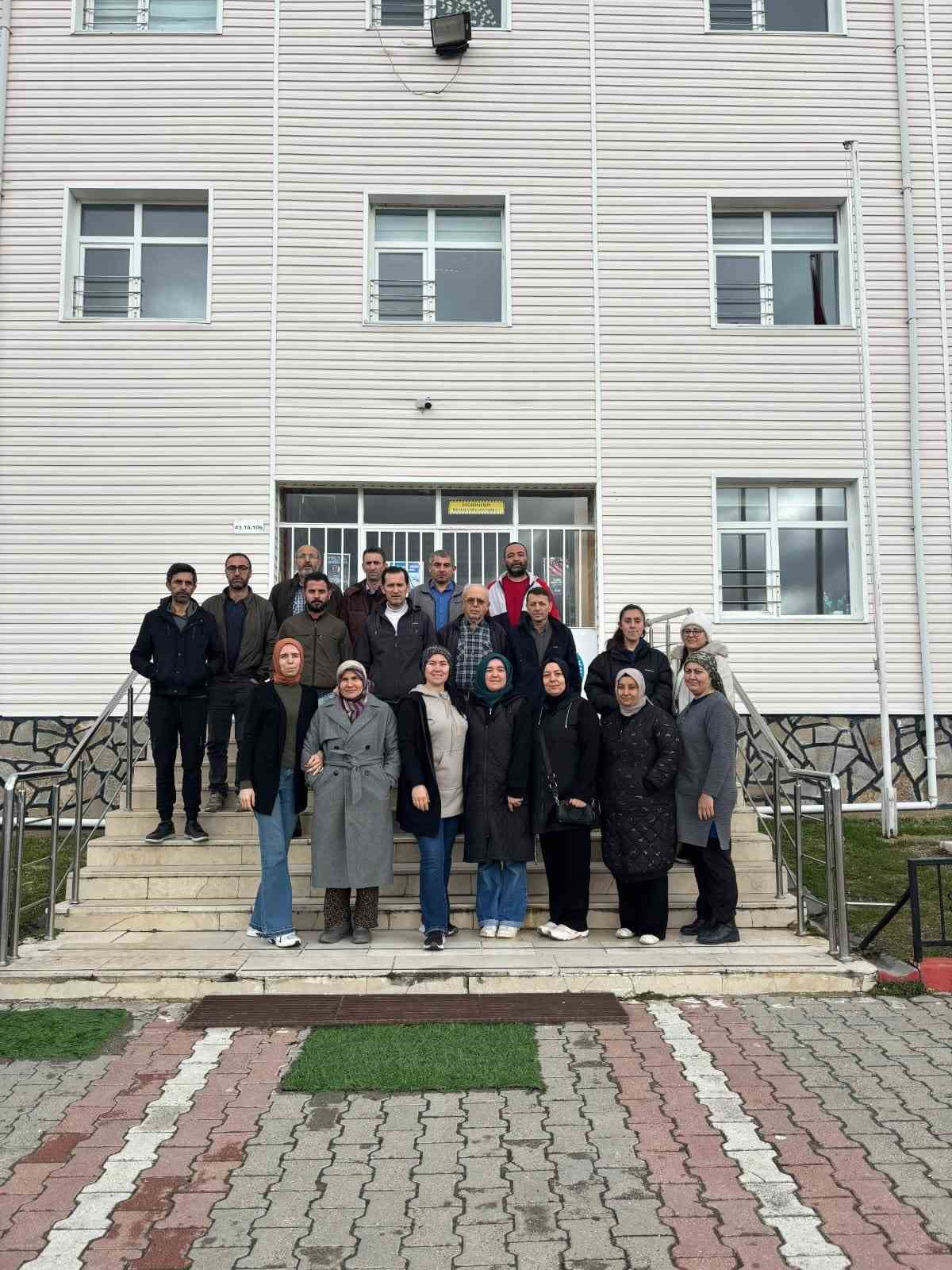 Sofular köyü’nde taekwondo seferberliği
Sofular köyü’nde taekwondo seferberliği