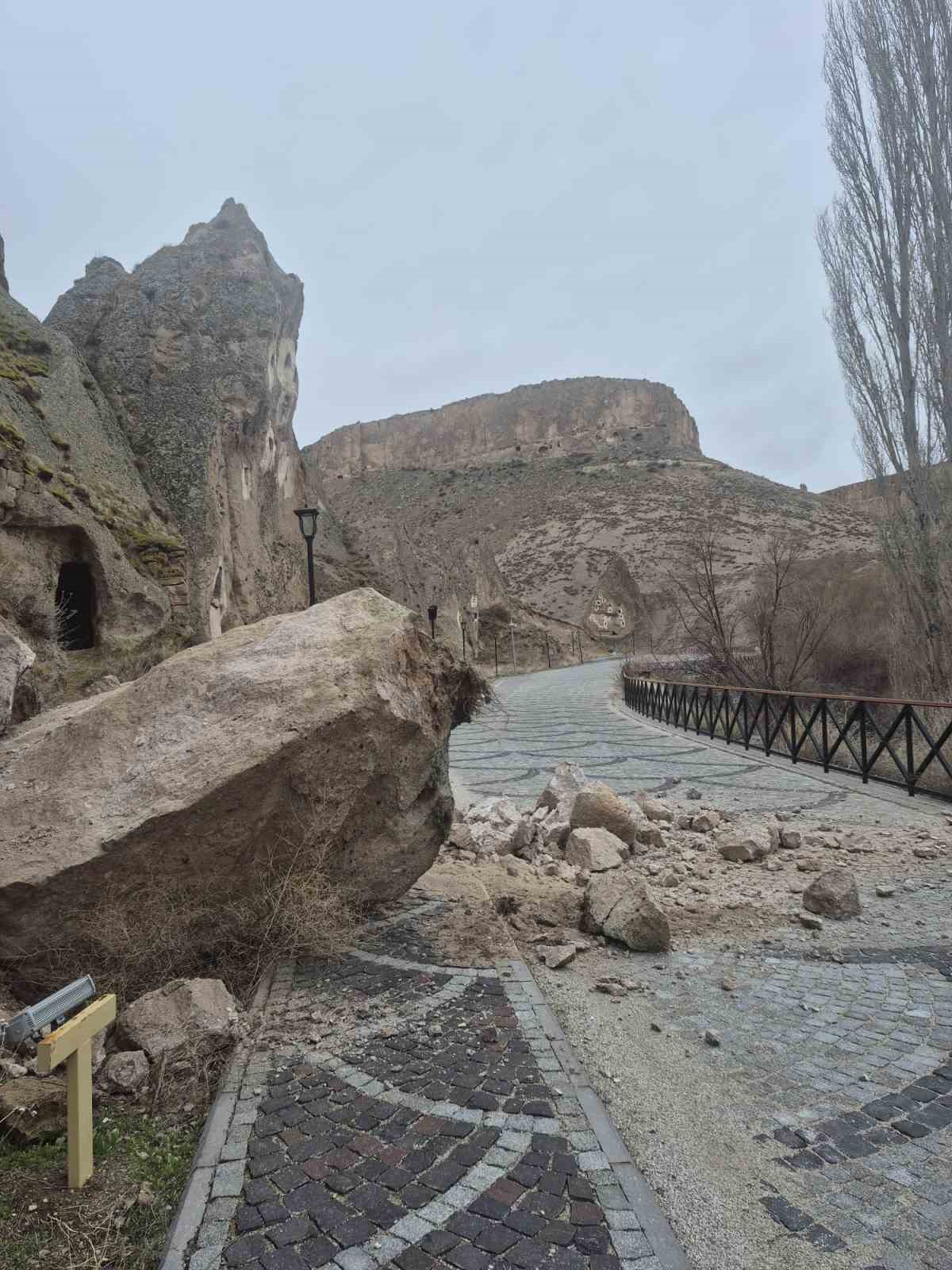Soğanlı Vadisi’nde kaya koptu bölgede güvenlik önlemleri artırıldı
