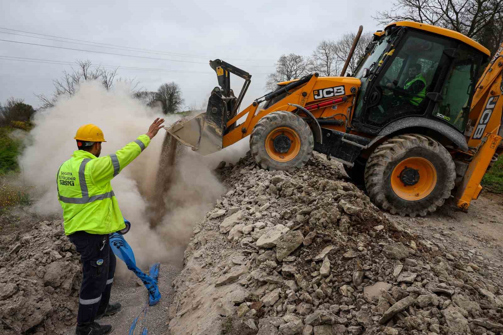 Söğütlü’ye 8 kilometrelik içme suyu altyapısı yenileme çalışması
