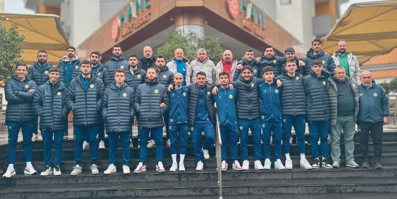 Söğütspor Antalya kampından döndü
Söğütspor Antalya kampından döndü