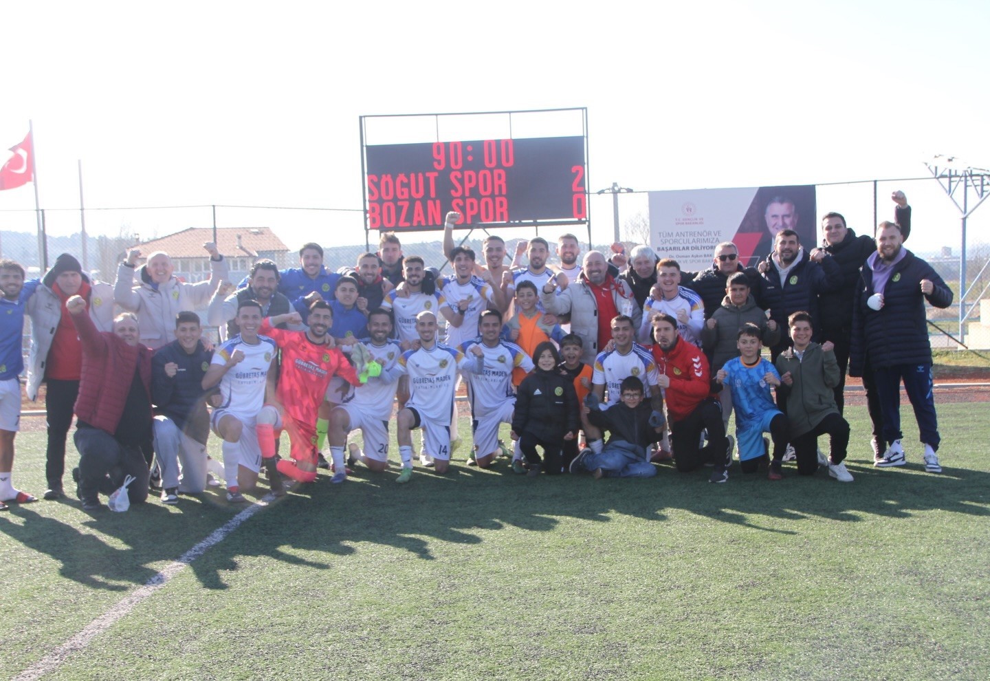 Söğütspor kötü gidişata ’Dur’ dedi
