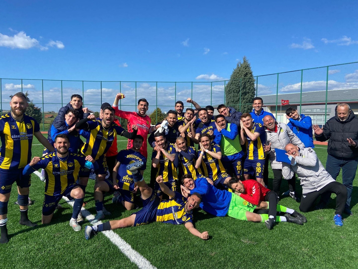 Söğütspor zoru başardı
Söğütspor zoru başardı