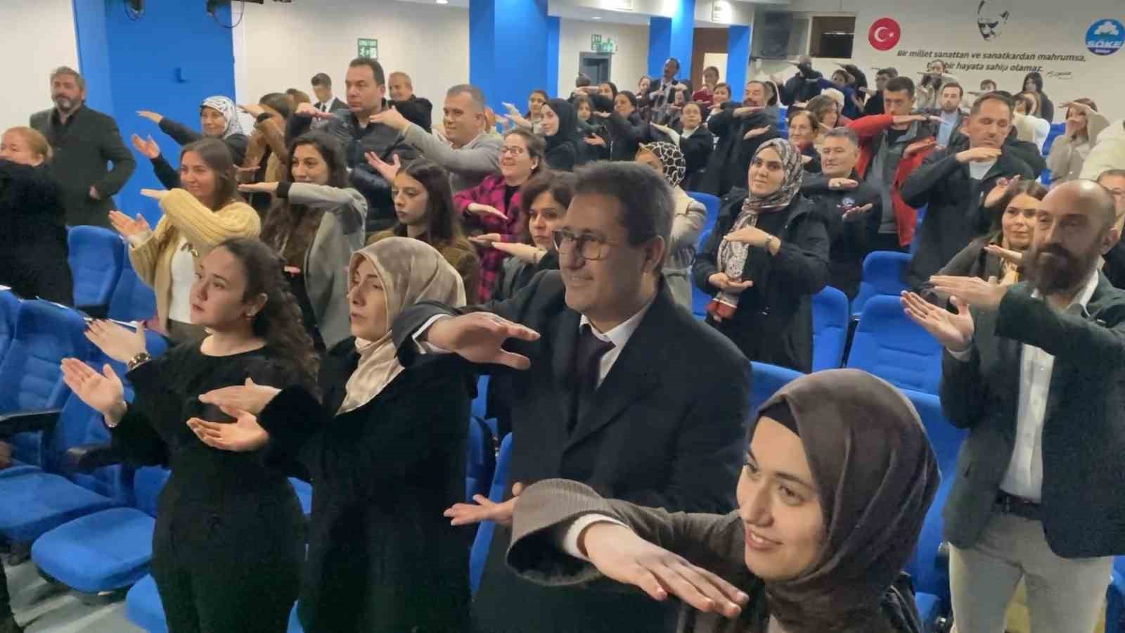 Söke’de ’Çocuk Gelişimi ve Aile Rehberliği’ semineri gerçekleştirildi
