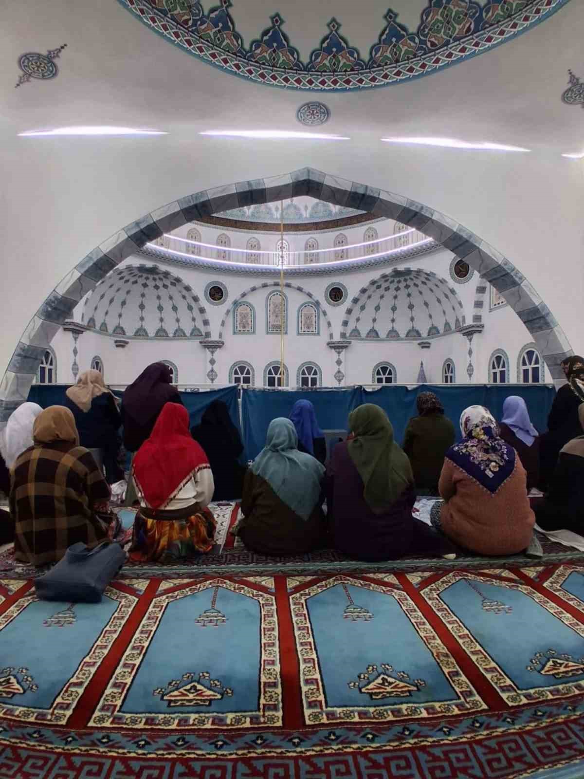 Söke’de lise öğrencileri iftar programında buluştu
