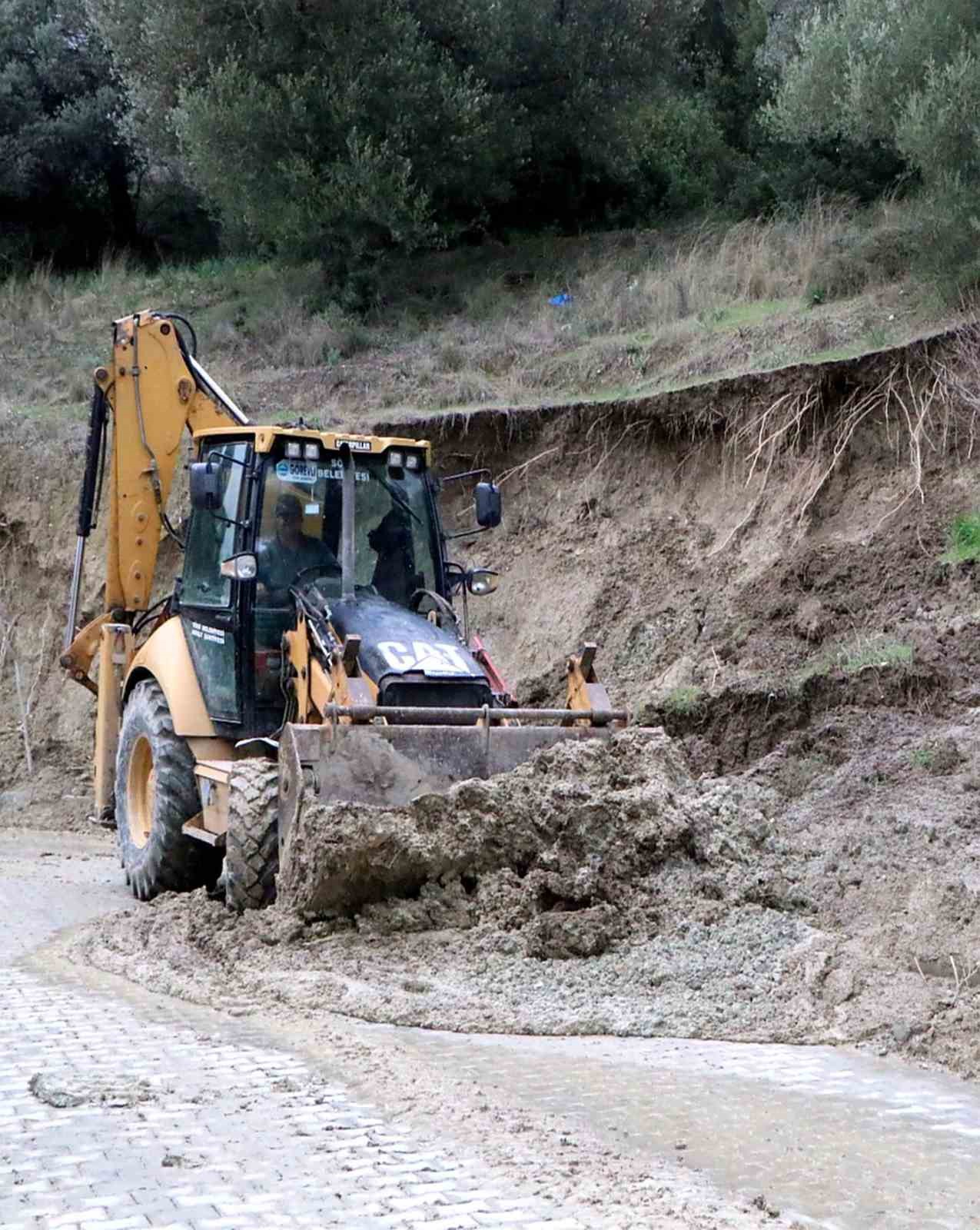 Söke’de yoğun yağış nedeniyle belediye ekipleri teyakkuzda
