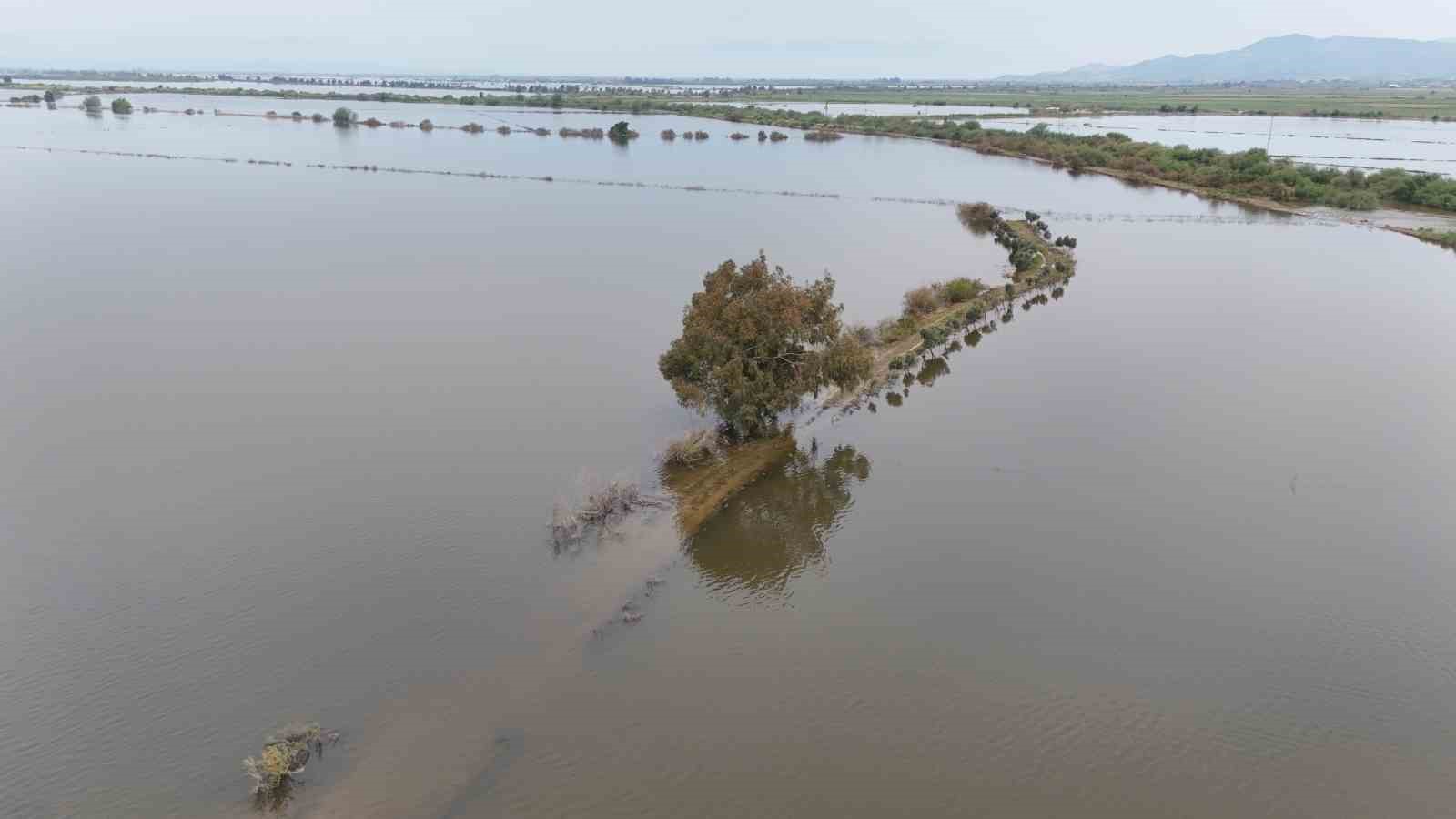 Söke’deki taşkının izleri havadan görüntülendi
