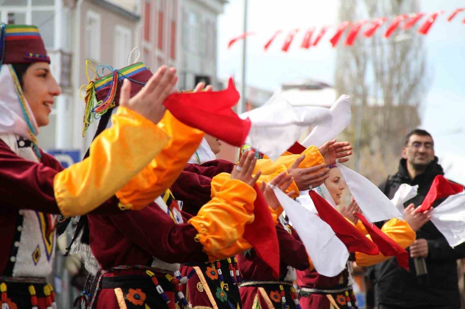 Solo Türk’ten Ardahan’ın kurtuluş gününde nefes kesen gösteri
