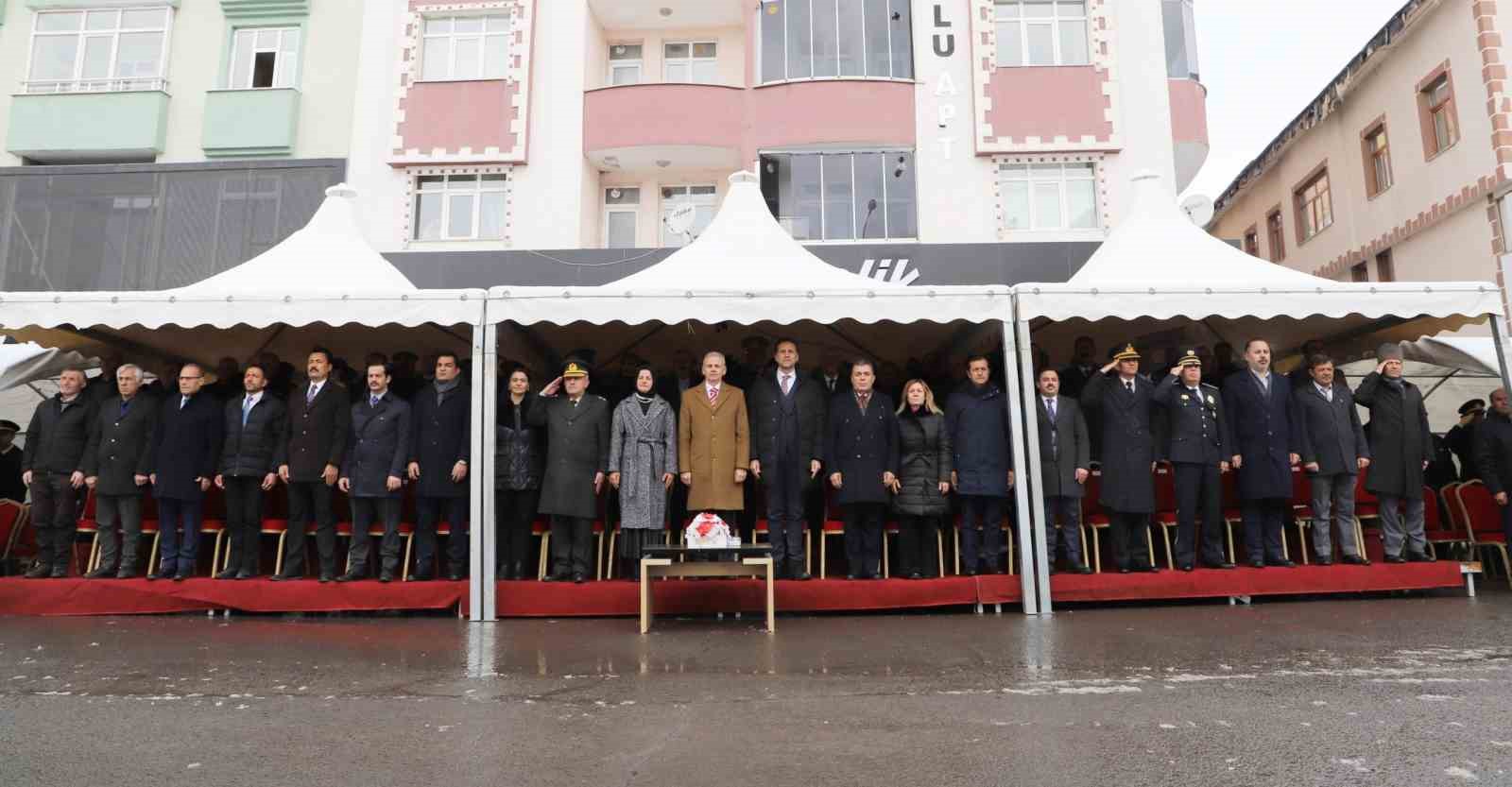 Solo Türk’ten Ardahan’ın kurtuluş gününde nefes kesen gösteri
