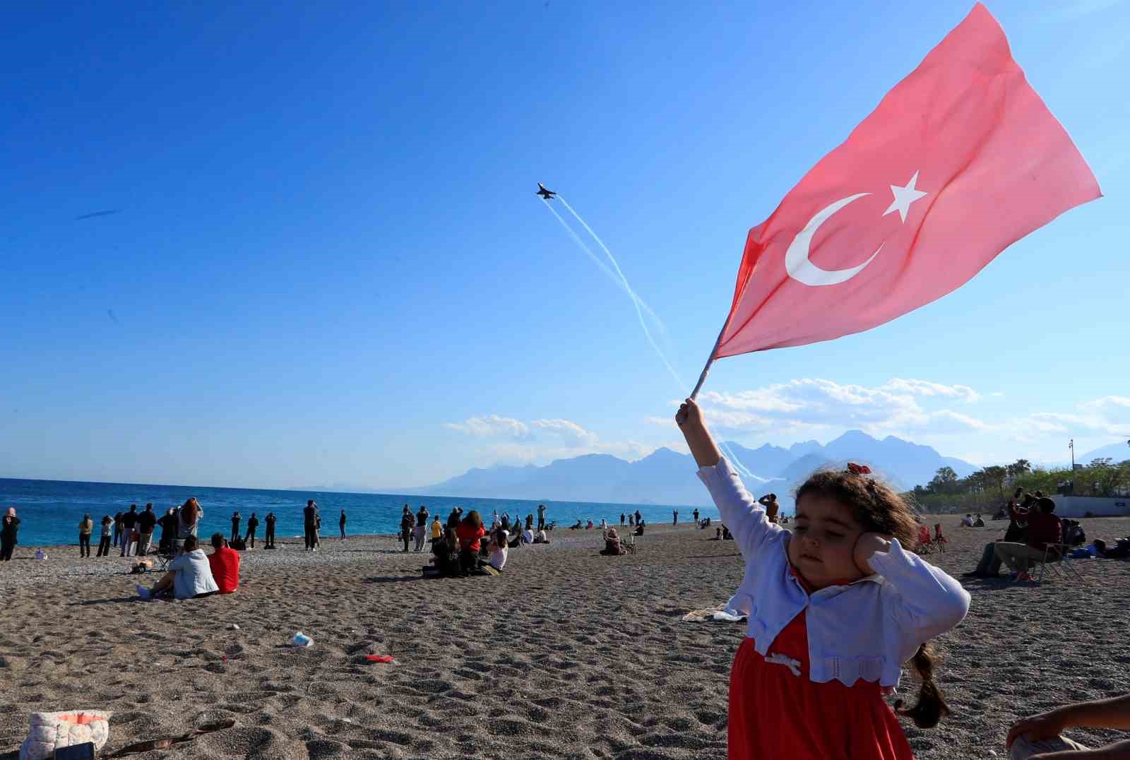 SOLOTÜRK’ten nefes kesen prova
