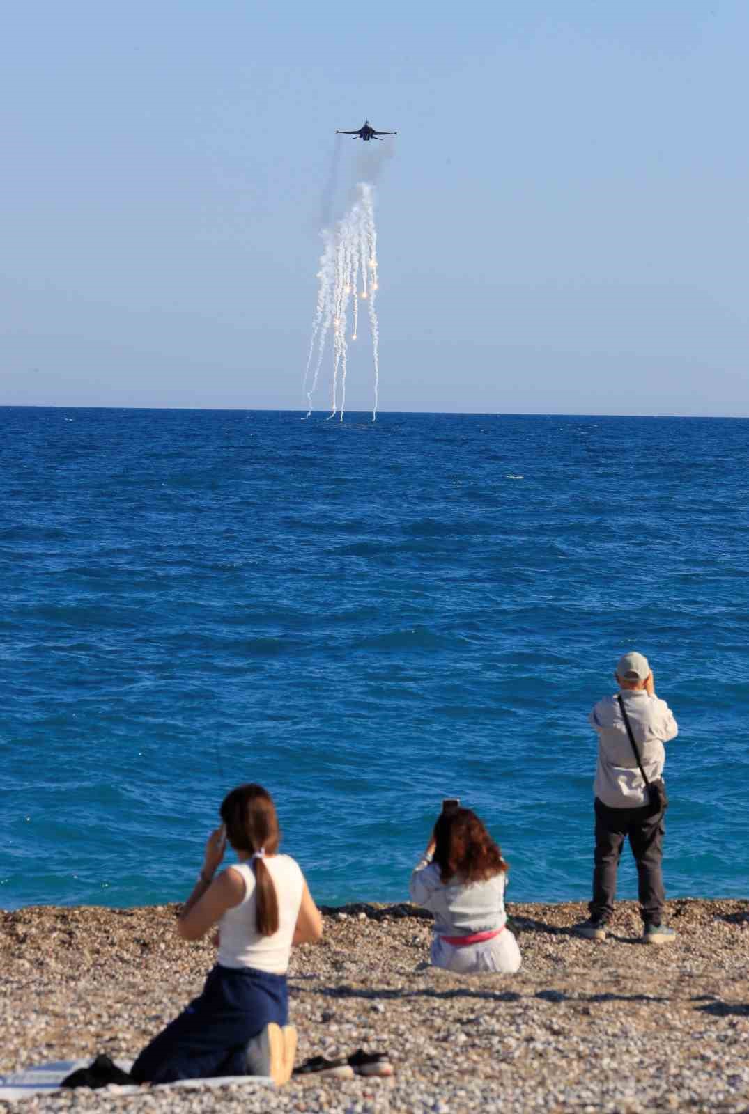 SOLOTÜRK’ten nefes kesen prova
