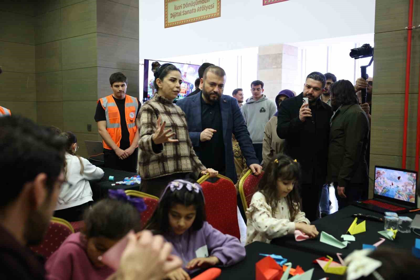 Sömestir coşkusu Arnavutköy’de başladı: Arnavutköy Çocuk Festivali 4 gün sürecek
Sömestir coşkusu Arnavutköy’de başladı: Arnavutköy Çocuk Festivali 4 gün sürecek