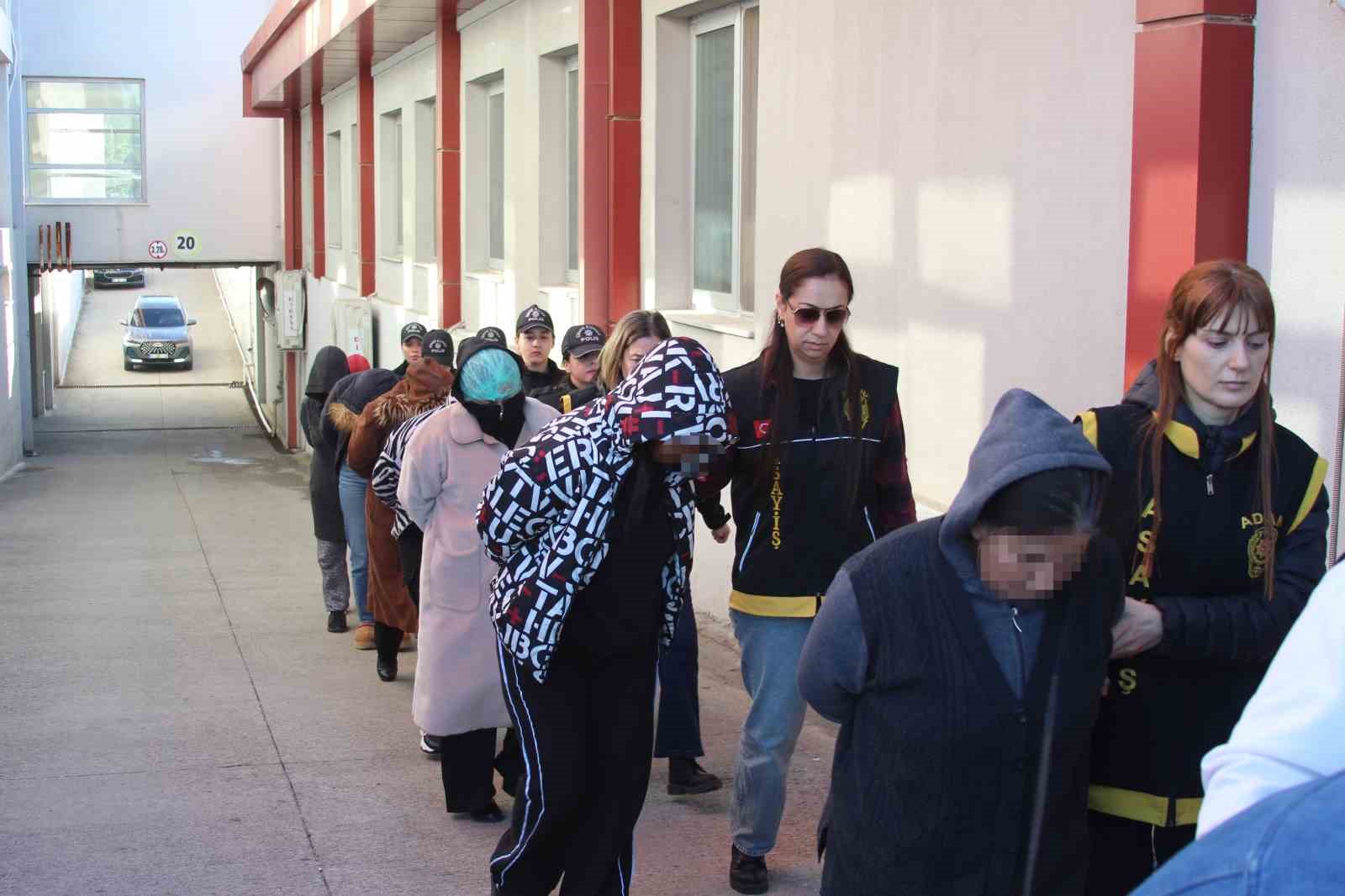 "Son Reçete" operasyonu: Usulsüz ilaç çetesi çökertildi
