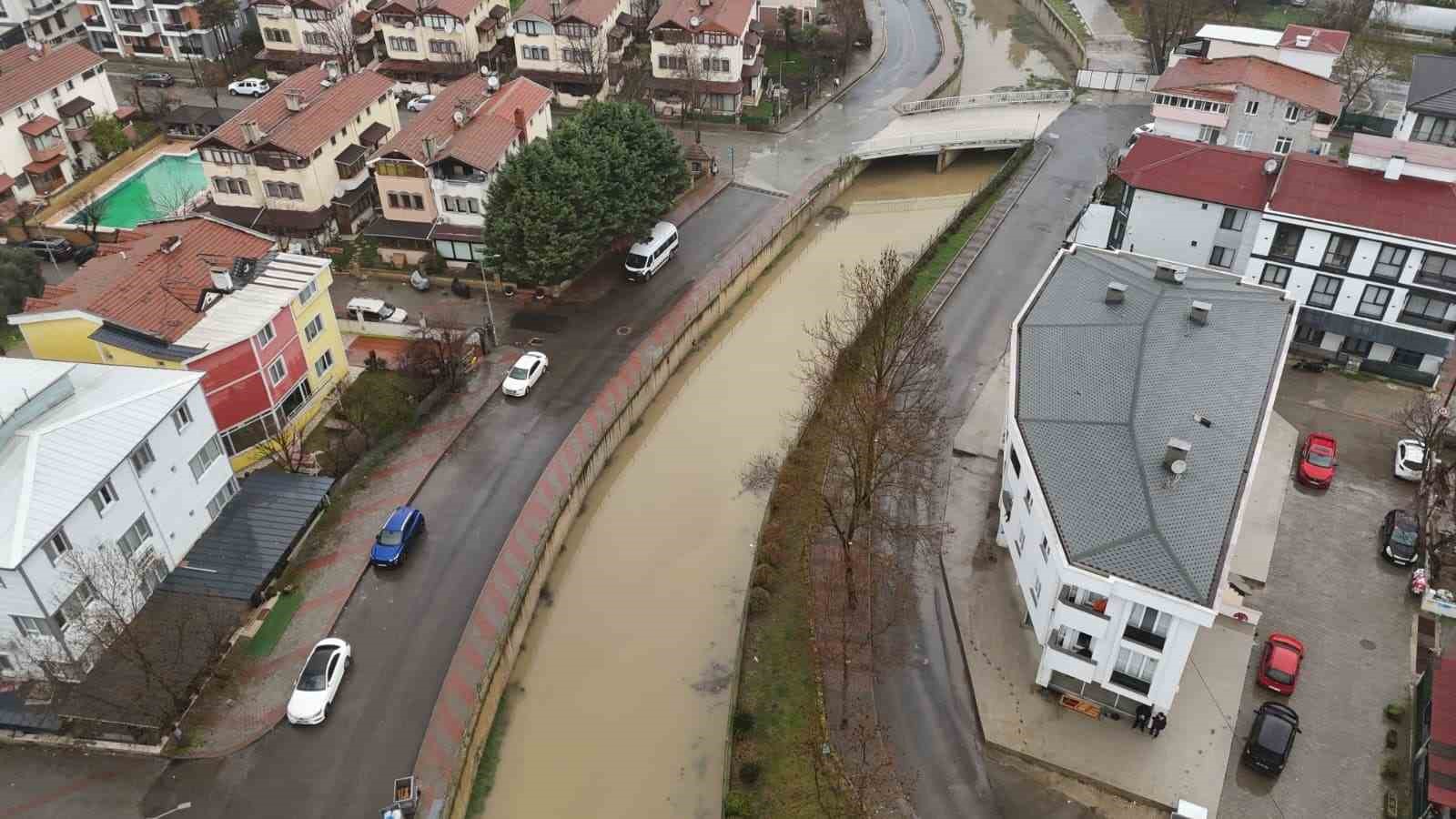 Son yağışlar Değirmenaltı Deresi’ne can suyu oldu
Son yağışlar Değirmenaltı Deresi’ne can suyu oldu
