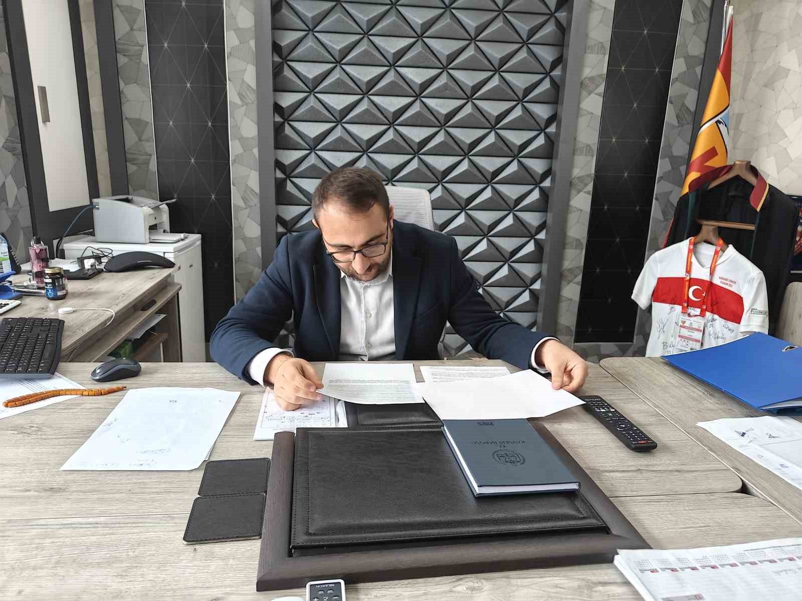 Sosyal medya paylaşımlarında ‘telif’ uyarısı
Sosyal medya paylaşımlarında ‘telif’ uyarısı