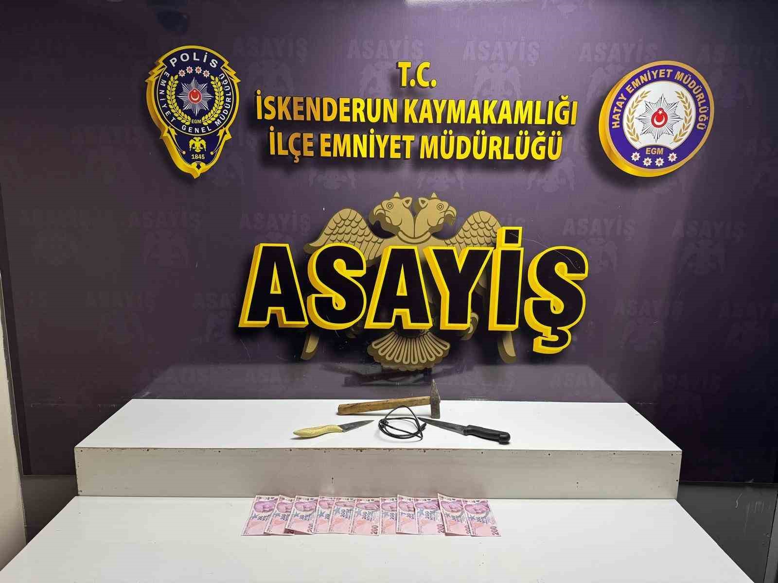 Sosyal medyadan kandırıp tecavüz ettiler, parasını ve telefonunu gasp ettiler
