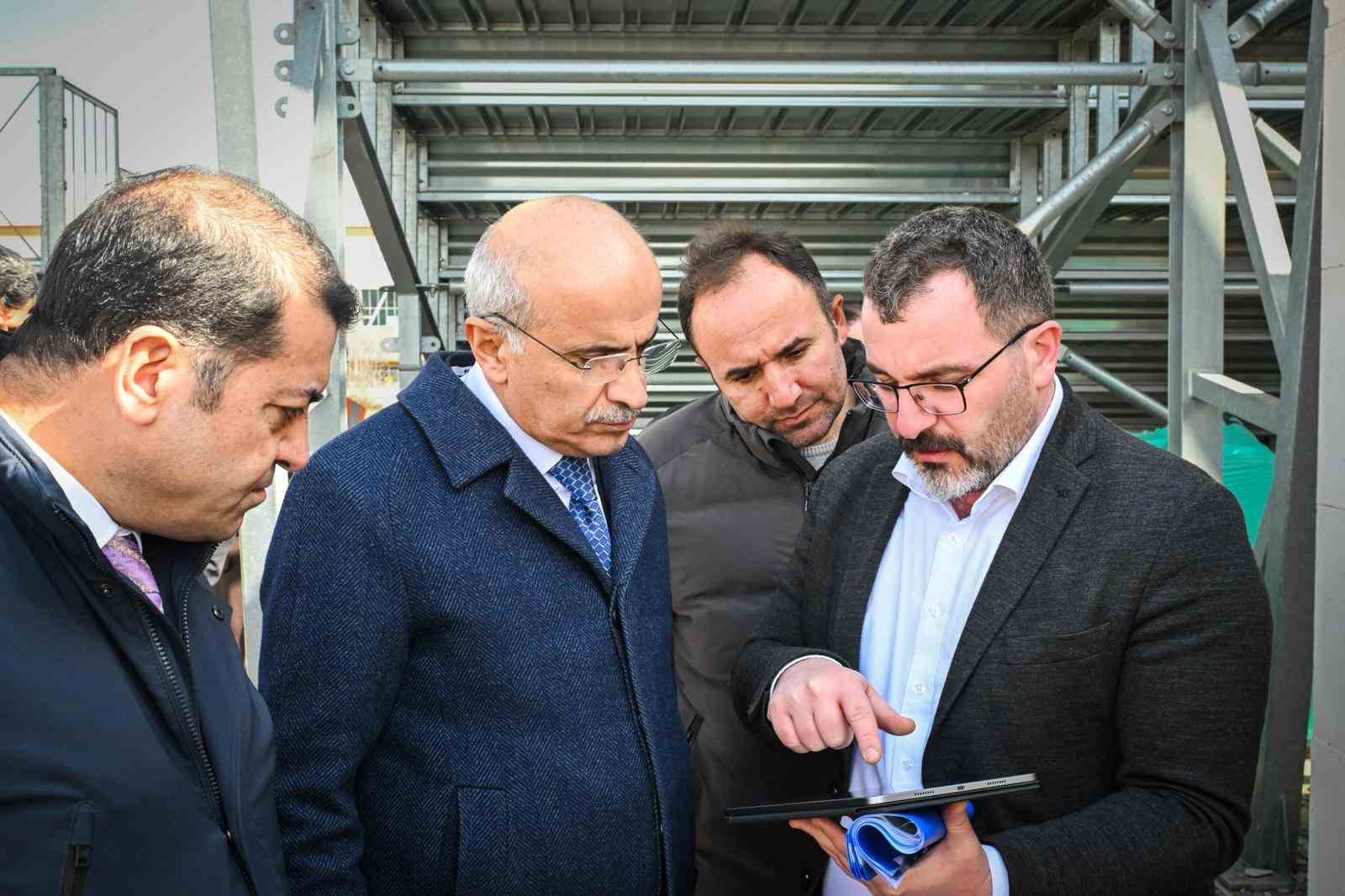 Spor Köyü atletizm pisti inşaatına başlandı
Spor Köyü atletizm pisti inşaatına başlandı