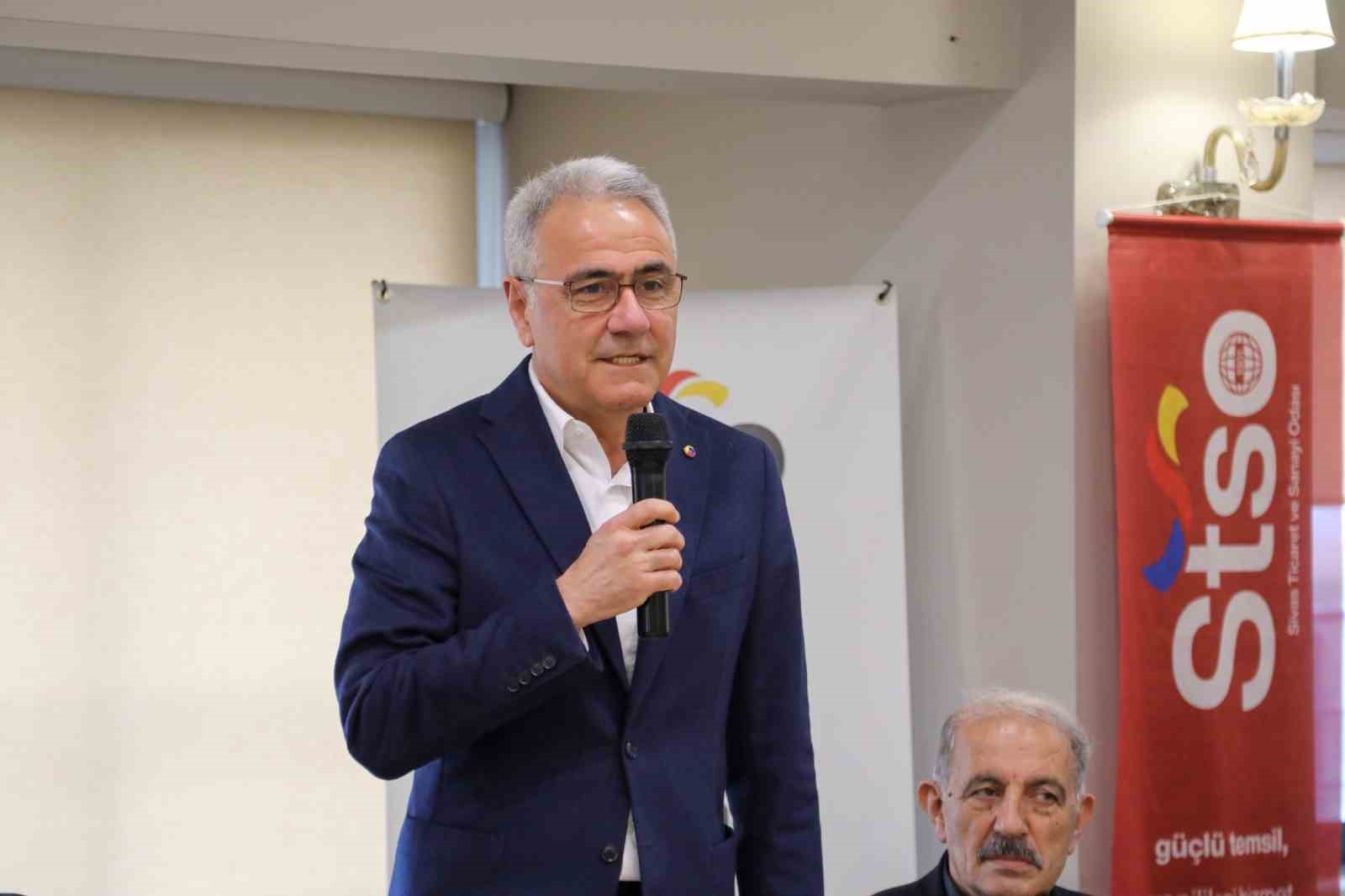 STSO Başkanı Zeki Özdemir, meslek odaları başkanlarıyla bir araya geldi
