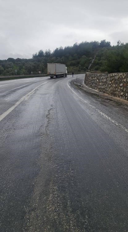 Su birikintisine karşı kaplama ve kumlama çalışması
