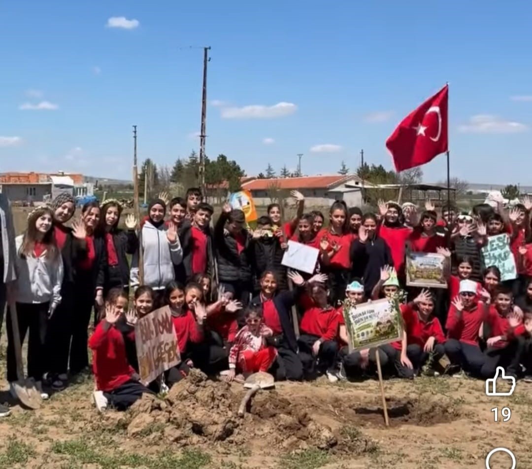 Şuhut’ta ‘Benim Okulum Geleceğe Çare Yeşil Vatan’ etkinliği
